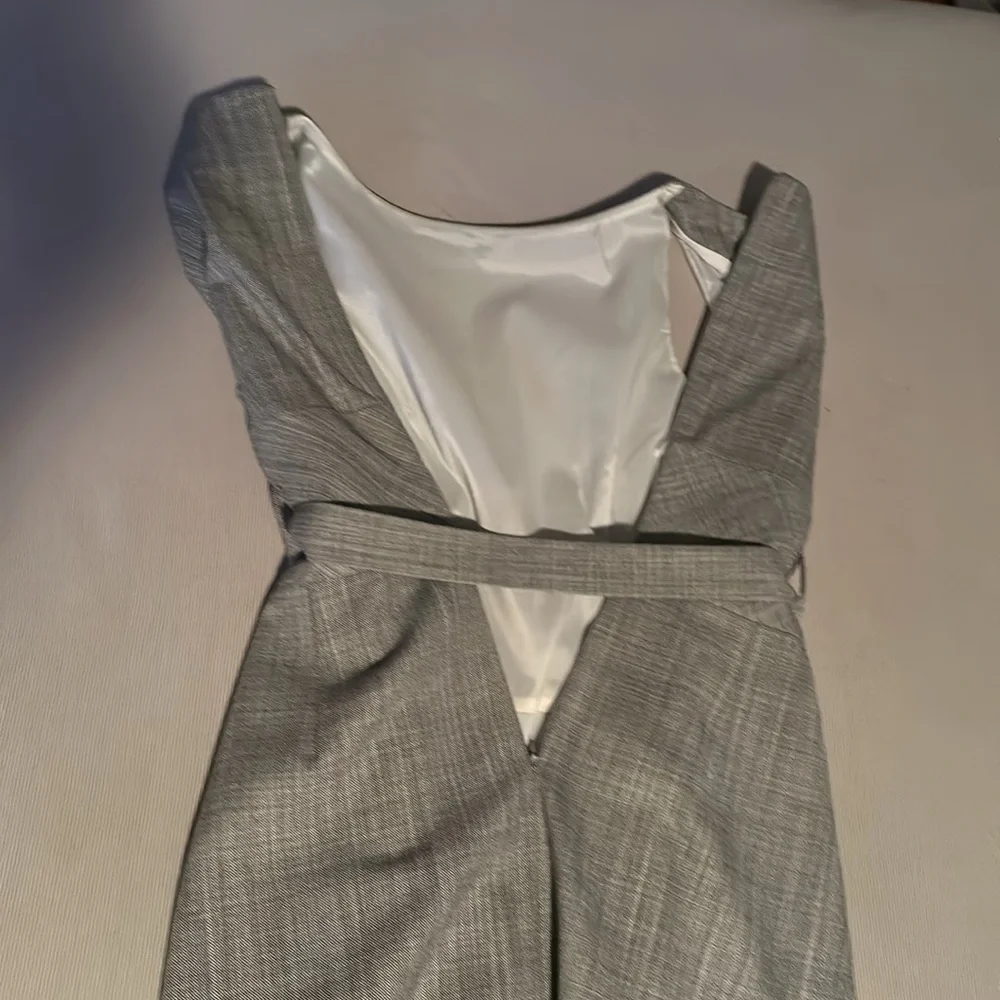 Banana Republic sleeveless wool dress - Picture 5 of 5